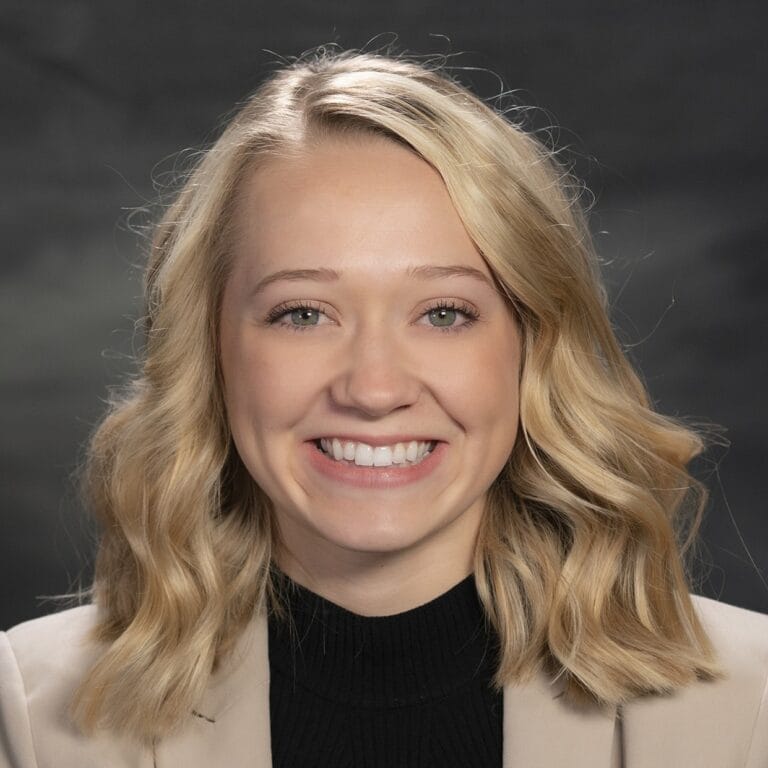 2 courtney abrahamson headshot